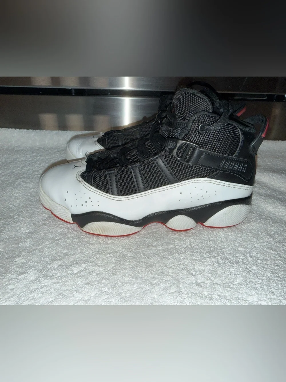 Nike Air 6 Rings Black/White/Red High-Top University Sneakers Size 2Y